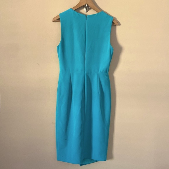 Black Halo Nora Blue Faux Wrap Sleeveless V-Neck Sheath Dress - Picture 10 of 10